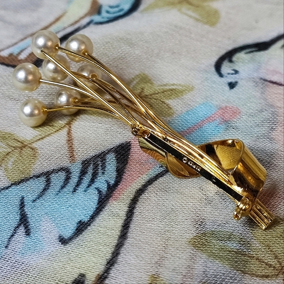 NAPIER Gold Tone Vintage 7 Sprig Flower Stem Bouquet Brooch Pin Faux Pearls EUC - Picture 5 of 16
